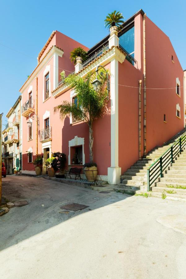 Relais Briuccia E Ristorante Capitolo Primo Ξενοδοχείο Montallegro Εξωτερικό φωτογραφία